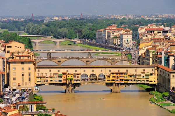 Firenzen silta 09 — kuvapankkivalokuva