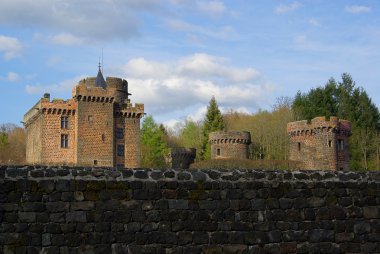 Pontgibaud castle 02 clipart