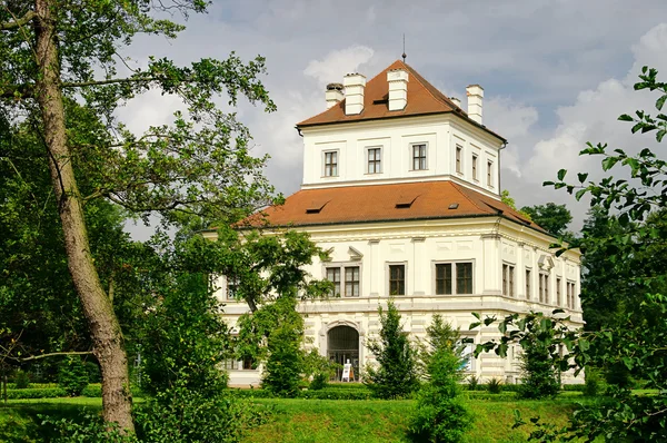 Ostrov palácio branco 01 — Fotografia de Stock