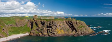 Panorama of Dunnotar Castle clipart