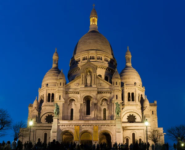 Sacre Coeur в голубой час — стоковое фото