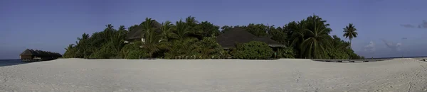 Panorama of tropical island Mirihi, Maldives — Stock Photo, Image