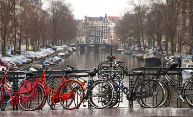 Amsterdam'da Bisiklet