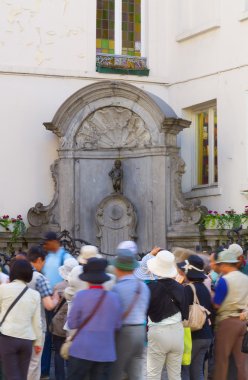 Manneken pis heykeli Brüksel