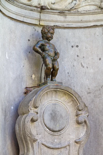 Manneken pis, detailním pohledu socha v Bruselu — Stock fotografie