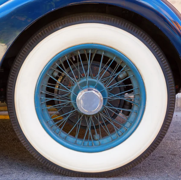 Vintage wheel — Stock Photo, Image