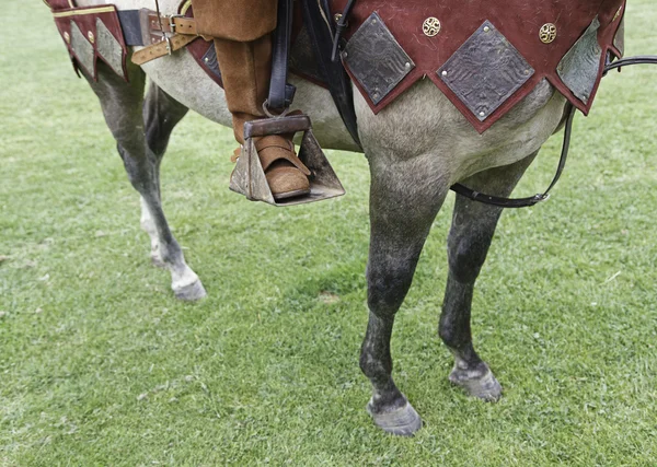 Средневековый конь — стоковое фото