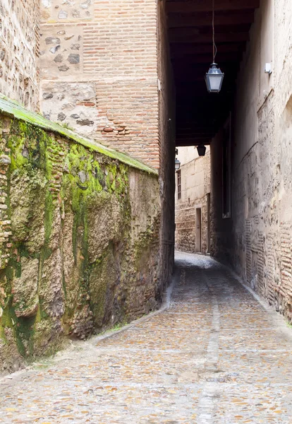 Toledo, İspanya sokaklarında — Stok fotoğraf