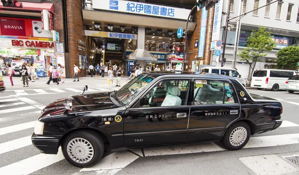 Taxi v shinjuku distric, tokyo — Stock fotografie