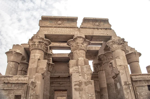 Храм Ком-Омбо в Египте — стоковое фото