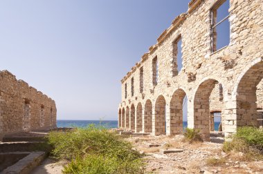 KARLOVASSI Sisam