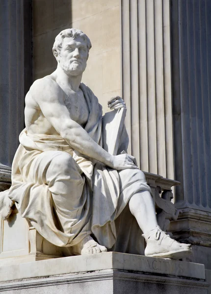 Vídeň - tacitus socha pro Parlament — Stock fotografie