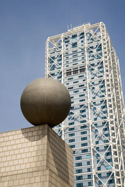 巴塞罗那-波尔图 olympico 从摩天大楼 — 图库照片