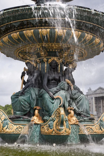 パリのコンコルドから噴水 — ストック写真