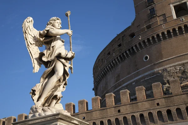Ρώμη - Άγγελος με το σφουγγάρι, Ponte Sant'Angelo - γέφυρα των αγγέλων — Φωτογραφία Αρχείου