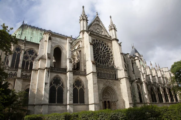 Paris - saint denis katedralen - östra fasad — Stockfoto