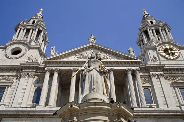 Лондон - собор Святого Паулс — стокове фото
