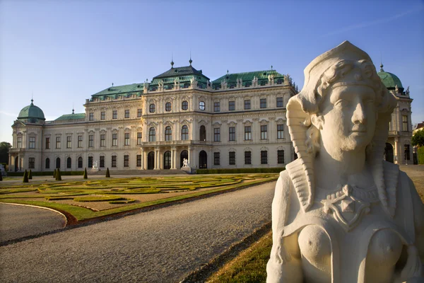 Vienna - sfinge dal palazzo Belvedere — Foto Stock