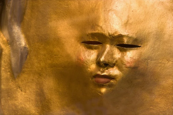 Venedik - güneş altın dekorasyon maskesi — Stok fotoğraf