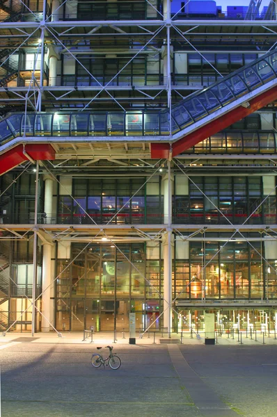 Paris - facade of Pompidou center in morning — Stock Photo, Image