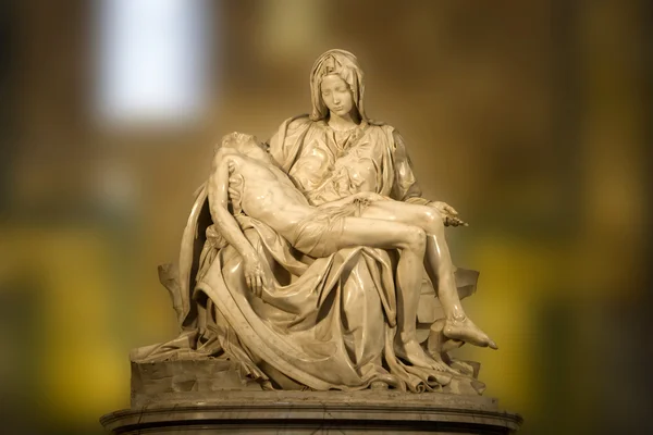 罗马-圣母怜子图从 michelagnelo — 图库照片