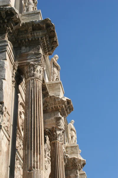 Roma - detalhe do arco triunfal de Constanitne — Fotografia de Stock