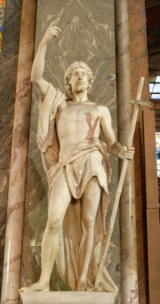Roma - Juan Bautista de la iglesia de Santa Maria sopra Minerva —  Fotos de Stock
