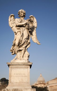 Roma - ponte sant'angelo - melekler Köprüsü - melek diken taç ve peter s bazilikanın kubbe ile