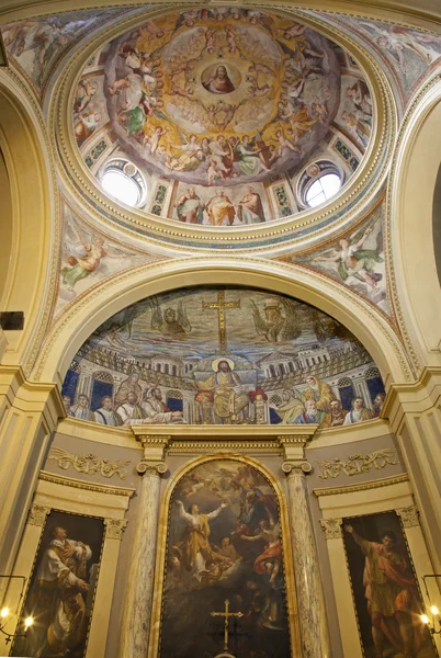 Roma - mosaico di Gesù Maestro della chiesa di Santa Pudenziana del IV secolo - restaurata nel XVI secolo - cappella — Foto Stock