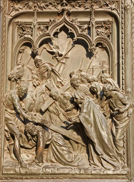 Milan - detail from main bronze gate - Jesus under cross — Stock Photo, Image