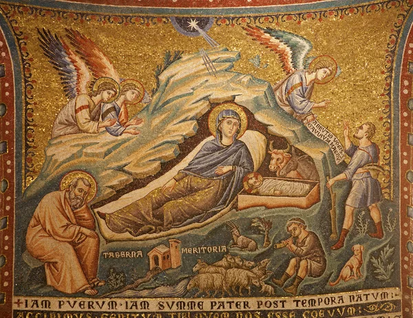 Roma - mosaico de La Natividad en Santa Maria in Trastevere basílica de Pietro Cavallini del año 1291 — Foto de Stock