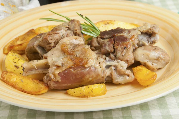 Roast lamb with potatoes — Stock Photo, Image