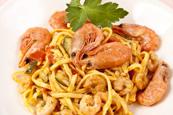 stock image Fettuccine seas and mountains, with shrimp and zucchini...