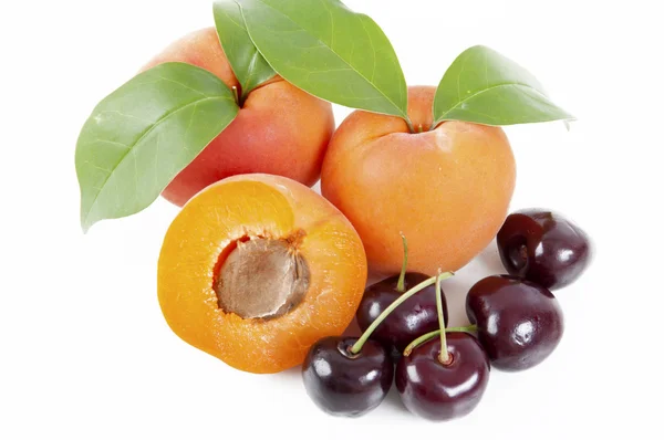 Apricots cherries — Stock Photo, Image