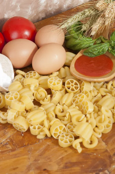 Pasta a basso contenuto proteico-pasta low protein — Stock Photo, Image
