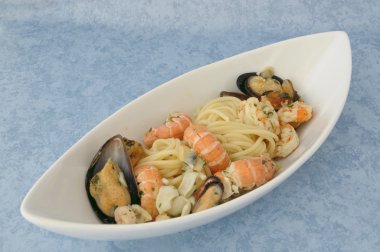 Spagetti allo scoglio con makarna aproteica