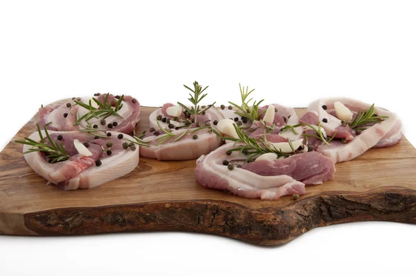 Remsor av bacon toppad — Stockfoto