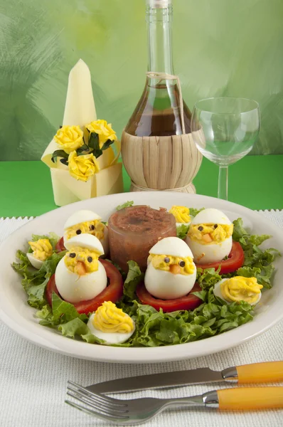Szellem, főtt tojás, készült?? a csirkehús (tyúkhus) — Stock Fotó