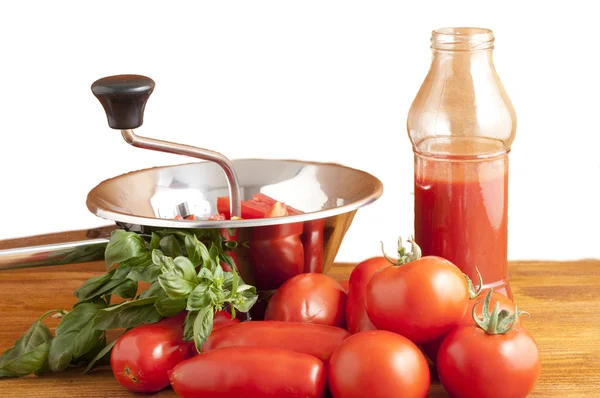 Römische und San Marzano Tomaten für die Vergangenheit — Stockfoto