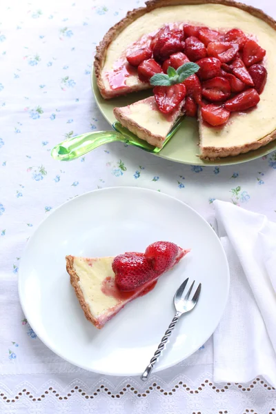 草莓和乳清挞 — 图库照片