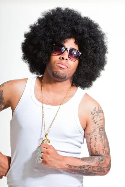 Hip hop urban black man retro afro hair wearing white shirt and bling bling isolated on white. Sunglasses. Looking confident. Cool guy. Studio shot. — Stock Photo, Image