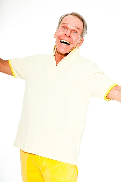 표현 좋은 찾고 수석 남자 캐주얼 여름 흰 벽에는 옷을 입고. 행복 하 고, 재미 있고 독특한 있습니다. 격리. 스튜디오 촬영. — 스톡 사진