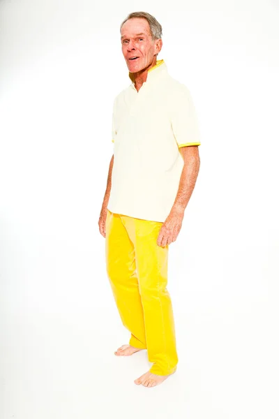 Expressive good looking senior man casual summer dressed against white wall. Happy, funny and characteristic. Isolated. Studio shot. — Stock Photo, Image