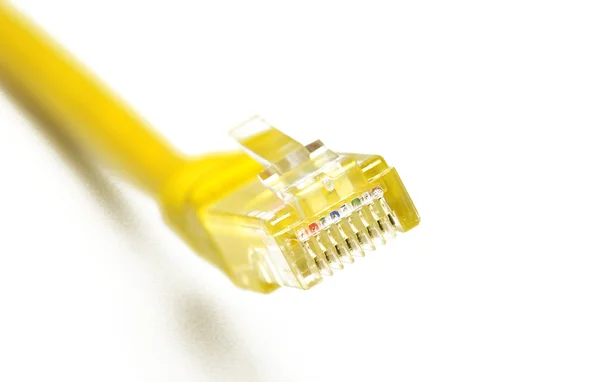Cable amarillo de internet — Foto de Stock