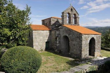 visigothic kilise santa comba, bande