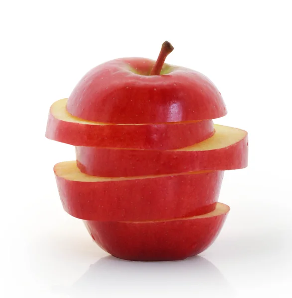Kırmızı elma dilimli — Stok fotoğraf