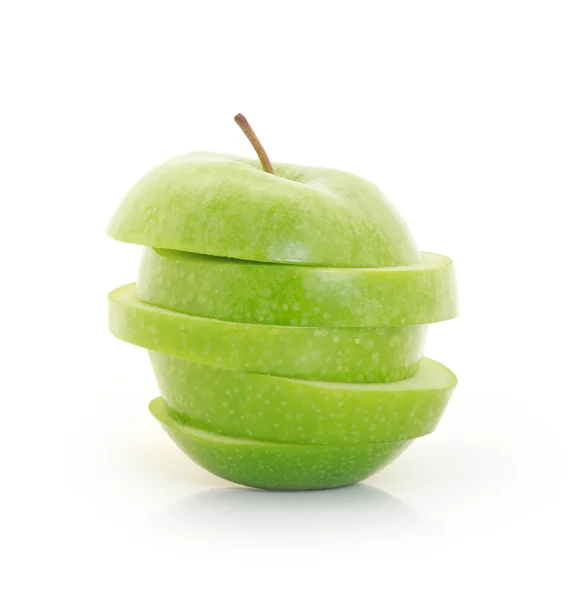 Ben dilimlenmiş yeşil elma — Stok fotoğraf