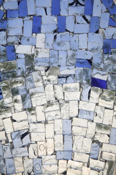 Mosaico de vidrio azul e incoloro —  Fotos de Stock