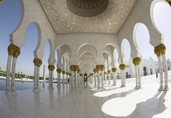 Archway in Abu-Dhabi Grand Moss — Stock Photo, Image