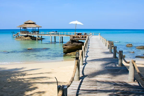 Wooden Pier In Tropical Paradise — Stock Photo, Image